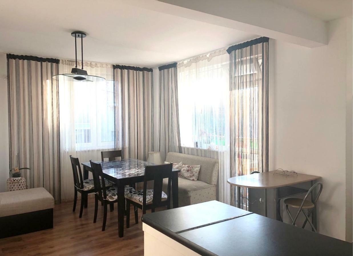 Santa Maria Apartment Поморие Экстерьер фото